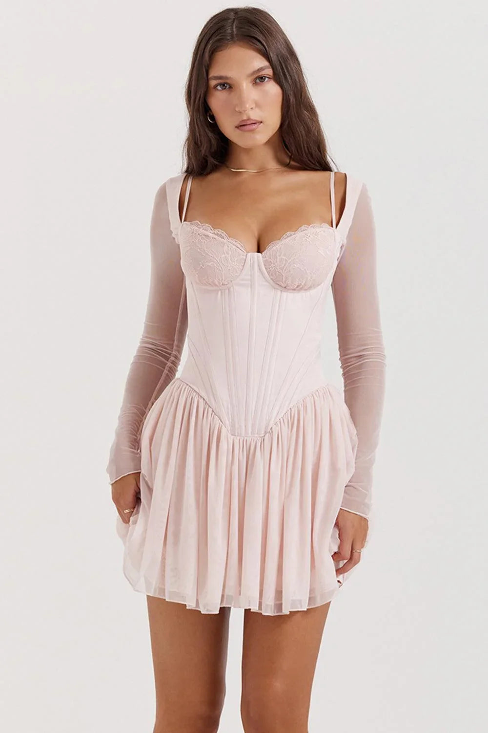 Vestido Curto Rosa Bordado