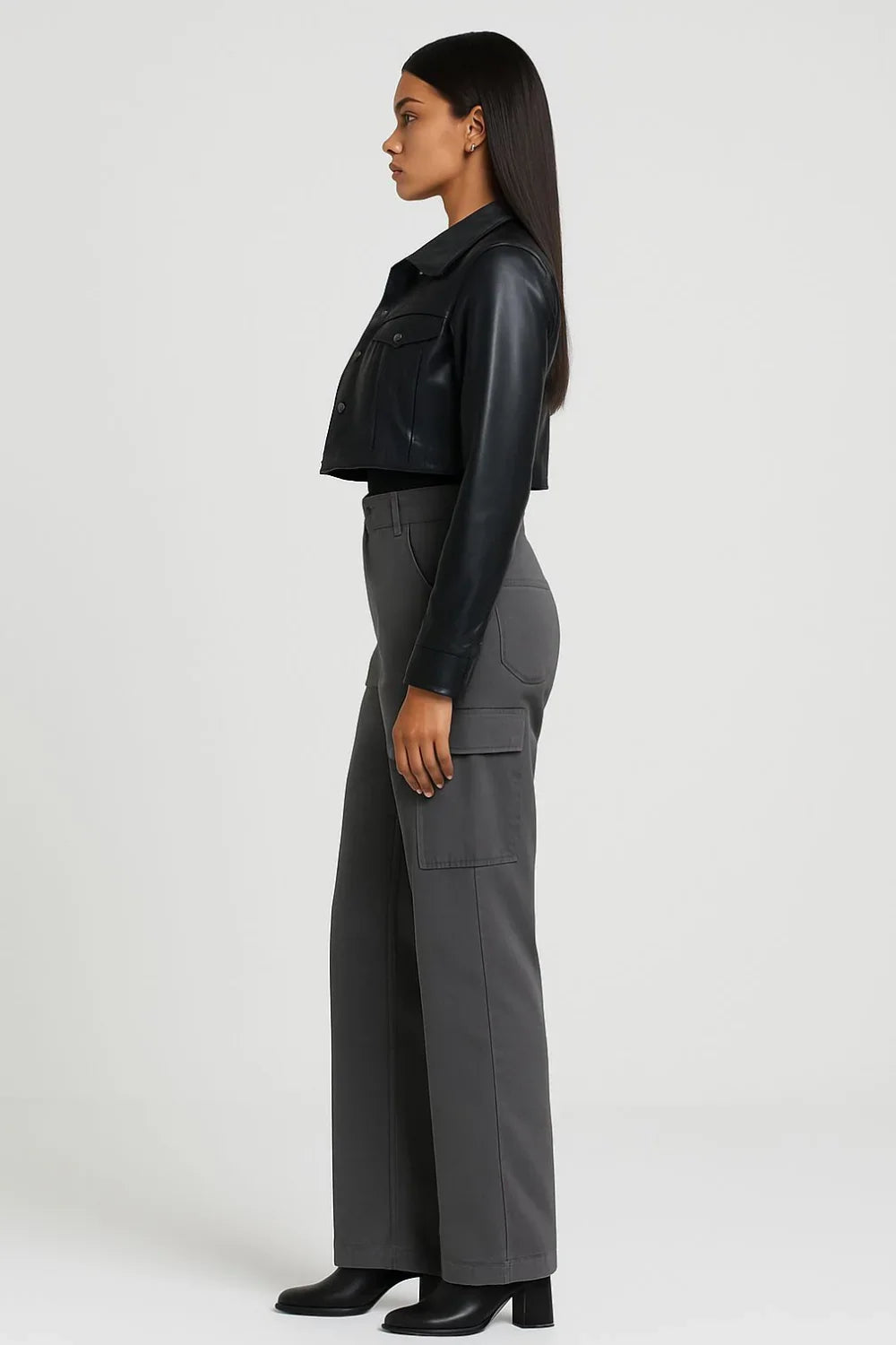 Jaqueta de Couro Feminina Cropped | Tendência Inverno 2025