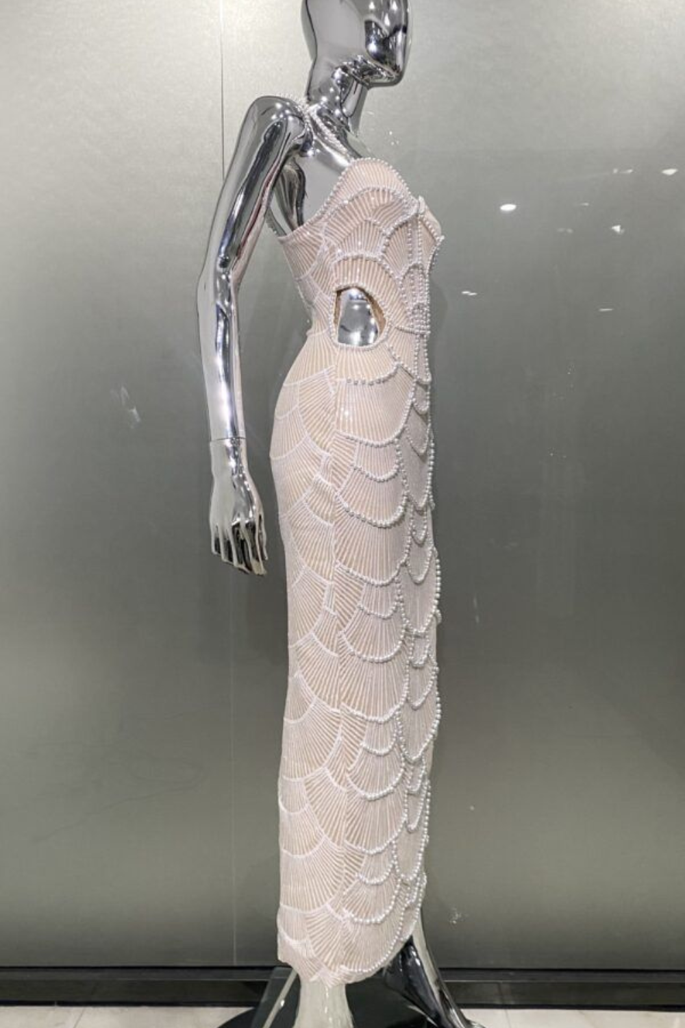 Vestido Longo com Pérolas