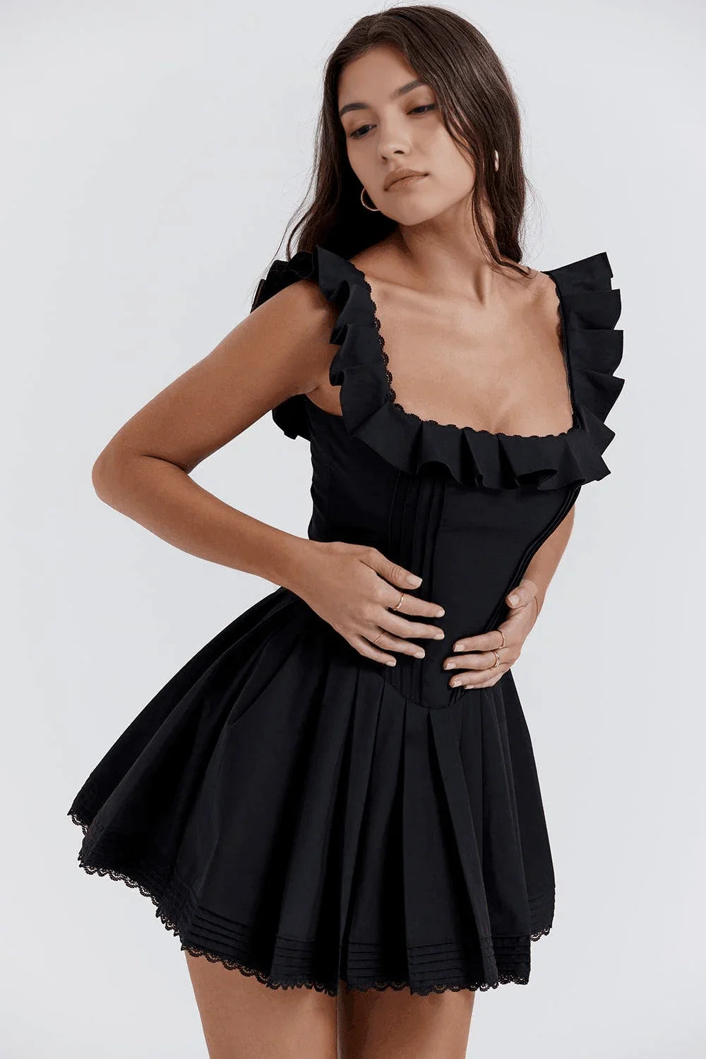Vestido Curto Plissado Preto
