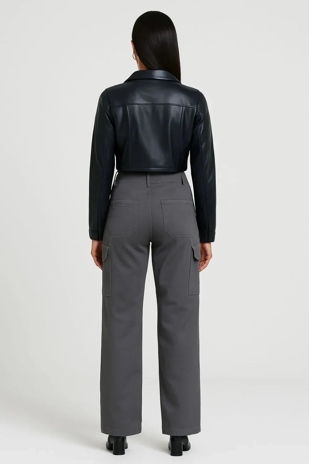 Jaqueta de Couro Feminina Cropped | Tendência Inverno 2025