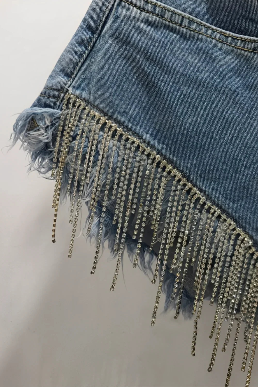 Short Jeans Feminino Strass