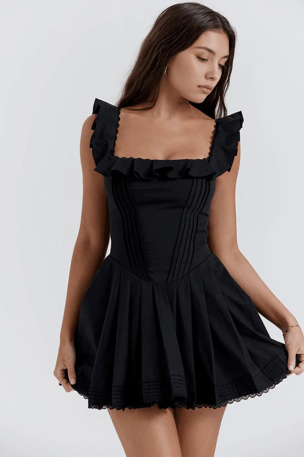 Vestido Curto Plissado Preto